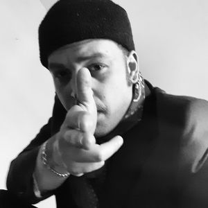 Meet your Posher, Nicholas